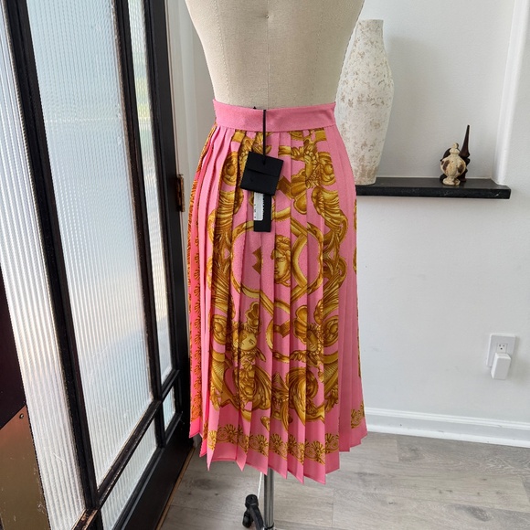 Versace Heritage Print Pleated Midi Skirt,  36 (US 0) NWT Retail $2000 - Pictur - Picture 4 of 12